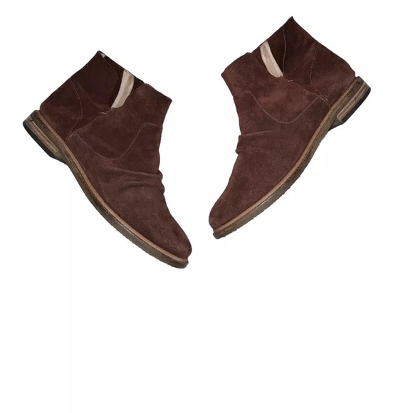 Kelsi Dagger Brooklyn Latch Ankle Bootie Coffee Brown Suede Leather 7.5 M NWOB - Picture 1 of 9